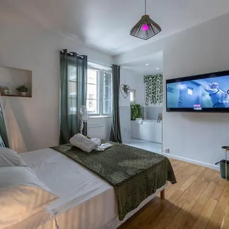 Romantique Room Balneo Grenoble Exterior photo
